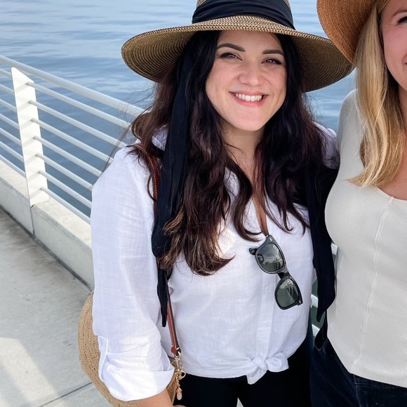 Meet your Posher, Kelley luna pearl - Picture 2 of 2